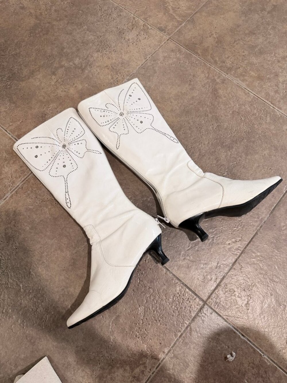 Sonatina Paris White Leather Knee-High Boots Butterfly Rhinestone EU 37
